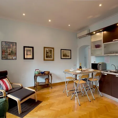 Holidays Banchi Vecchi * Roma